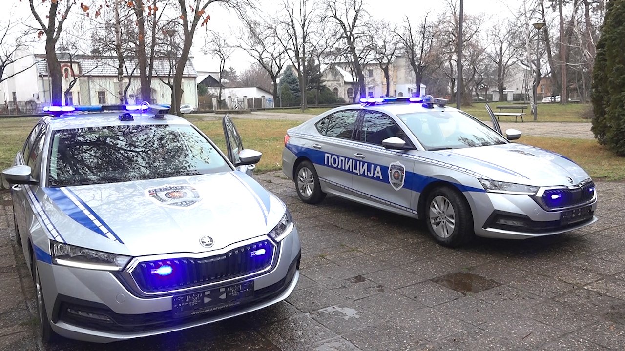 Град купио два нова возила за саобраћајну полицију
