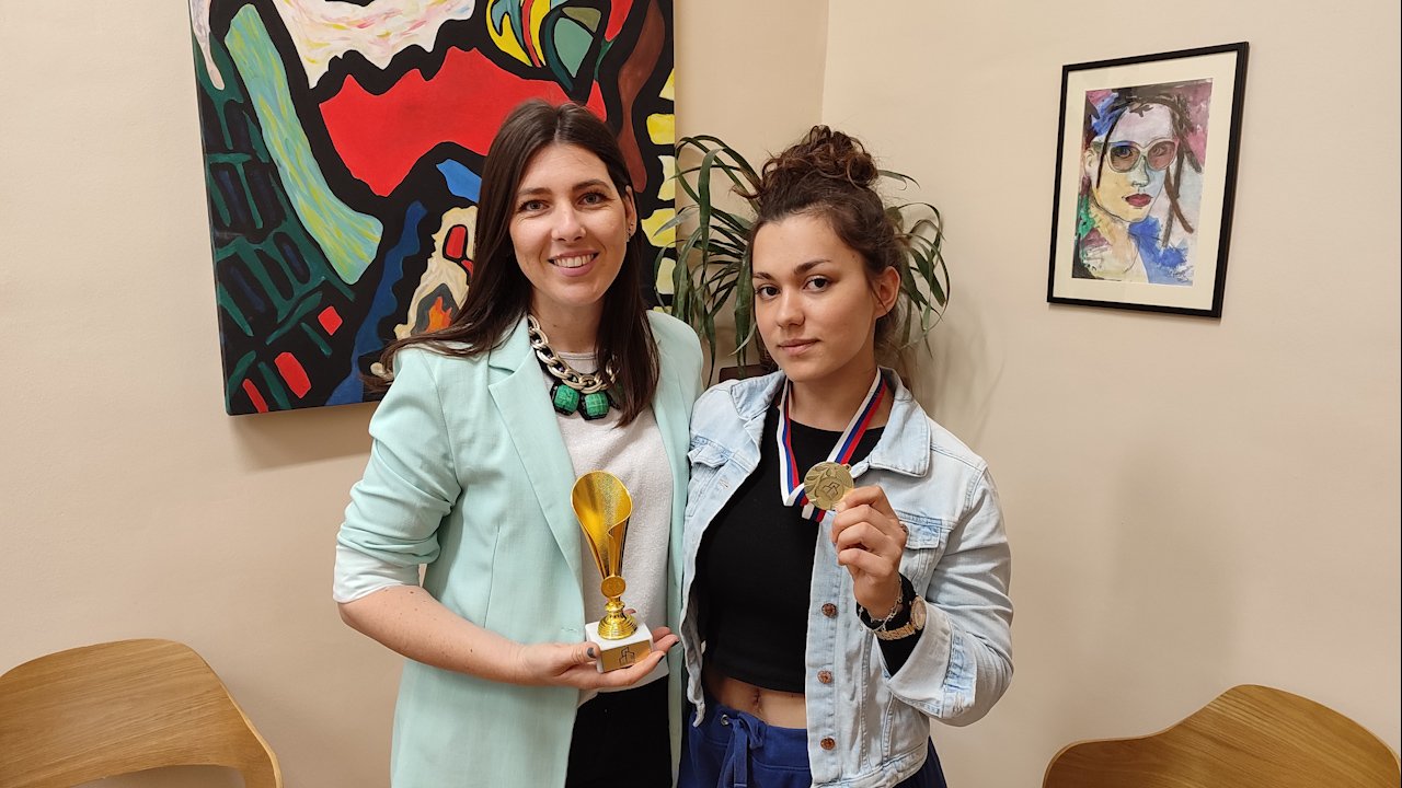 Ученица Политехничке школе, Андреа Хорват, донела злато са републичког такмичења