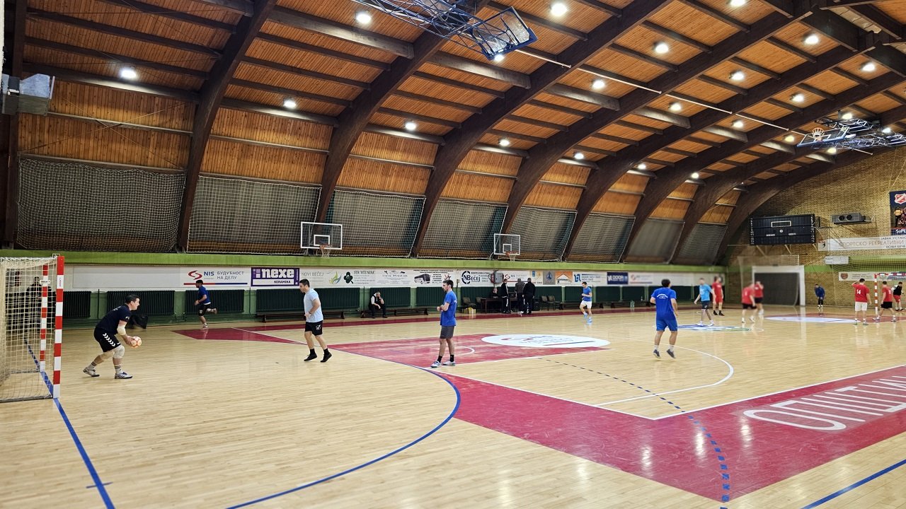 Стартовао Зимски турнир у малом фудбалу