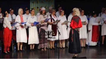 Инклузивни хор Дома за одрасле и старије разгалио новобечејску публику