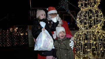 На најлепше украшеном салашу подељени пакетићи за малишане