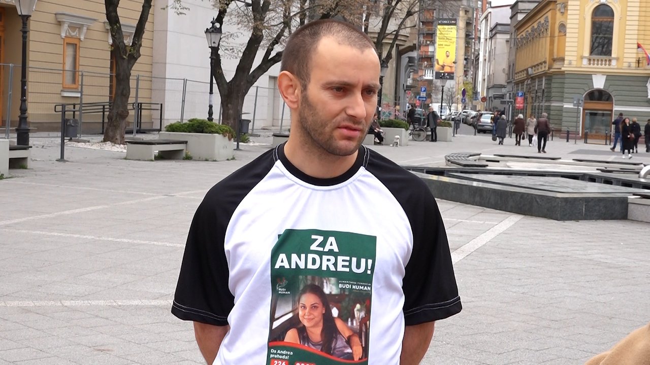 Суграђанин Ивица Тасић трчи за Андреу Мудрић