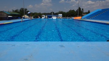 Вода у базенима се редовно контролише