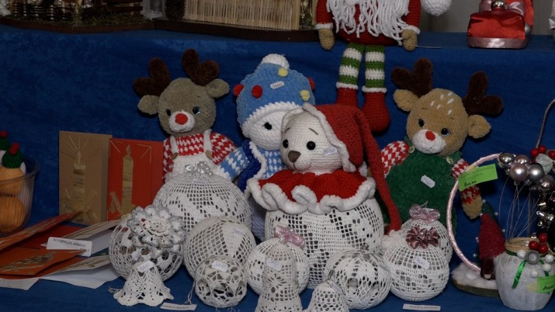 Божићна изложба у Бајмоку