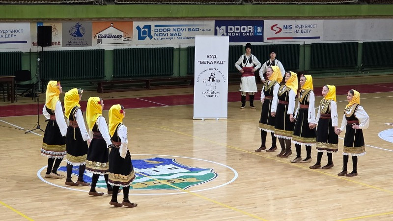 Новогодишњи концерт „Бећарца“ окупио љубитеље традиције