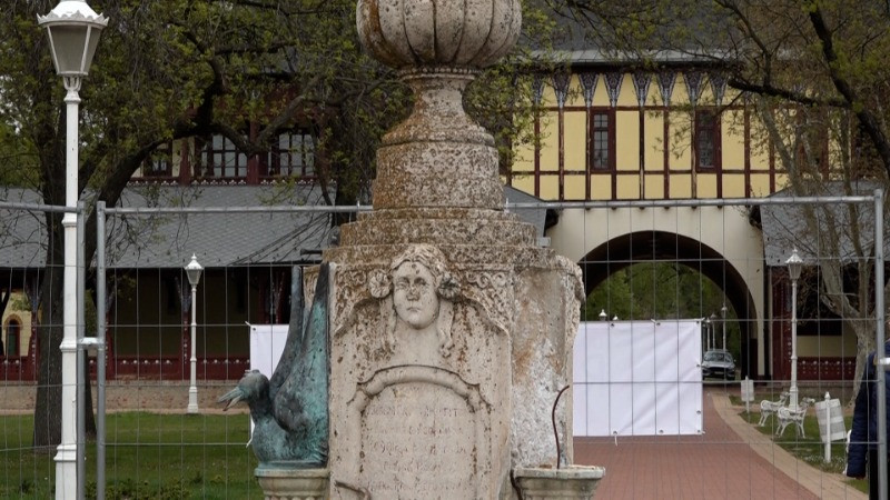 Почела обнова спомен-чесме на Палићу