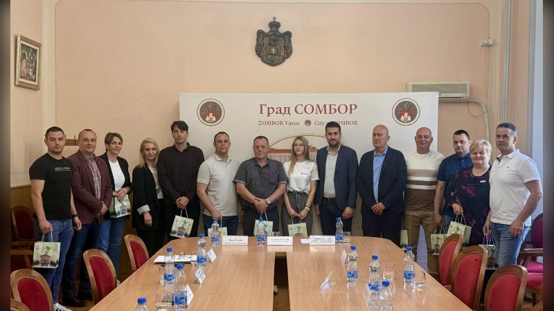 Градоначелник уприличио пријем за добровољне даваоце крви