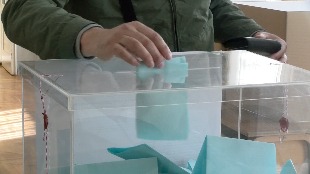 Парламентарни, покрајински и локални избори 26. априла