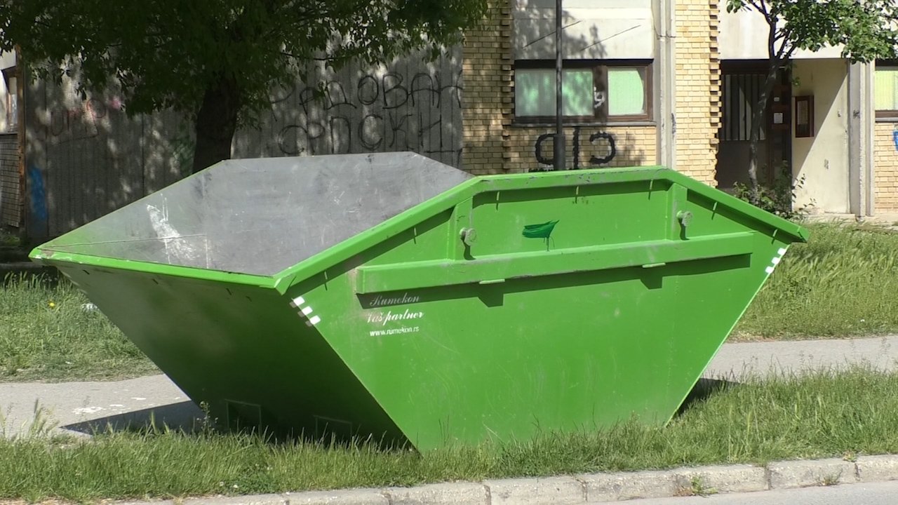 У понедељак почиње одвожење кабастог отпада из домаћинстава