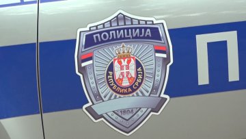У саобраћајним незгодама једна особа погинула, четири теже повређене 